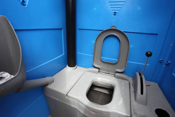Portable bathroom rental in August, CA